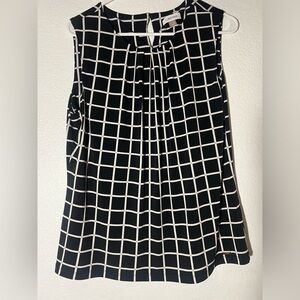 Calvin Klein Black and White Top - XL